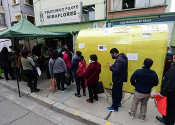El Gobierno afirma que la variante brasileña del COVID-19 circula en ‘ciertas regiones’