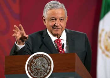 El Presidente de México descarta renovar mandato de jefe del banco central