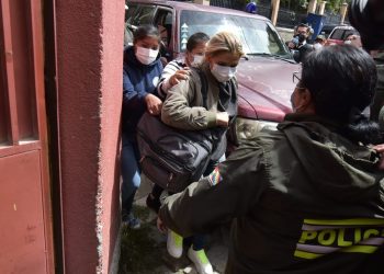 Áñez cumple cuatro meses detenida y dice que el ‘relato de golpe’ no se sostendrá
