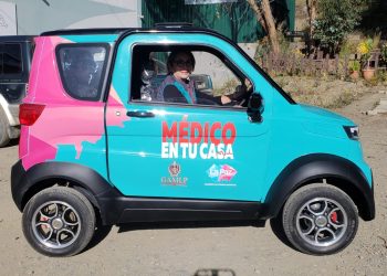 Llega la primera flota de autos eléctricos a La Paz para ejecutar el programa ‘Médico en tu Casa’