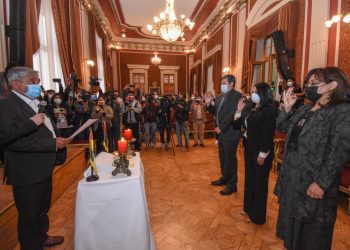 Arias posesiona a los subalcaldes de los macrodistritos Centro, Mallasa y Max Paredes