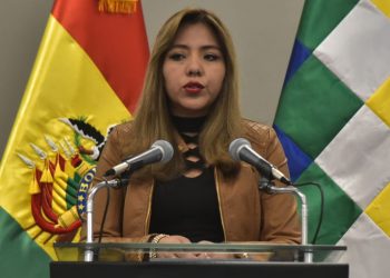 Alcón cree que la demanda de 2/3 ‘evidencia más’ los intentos de ‘desestabilización’