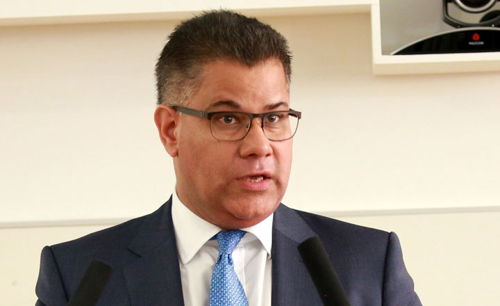 El Presidente de la COP26 llegará a Bolivia y se reunirá con Luis Arce