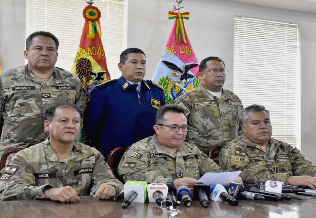 EXMINISTROS: FFAA Y POLICÍA, IDENTIFICAR SIN PREJUZGAR