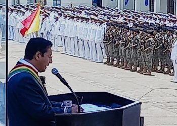 Arce descarta sacar a las FFAA y acusa a la oposición de buscar volver a enfrentar a los bolivianos