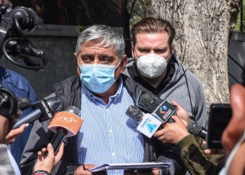 Arce deriva a sus ministros la agenda con Arias y éste pide que se concreten reuniones