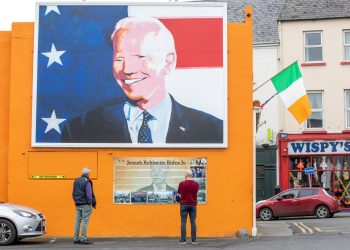 La ciudad irlandesa de los ancestros de Biden espera su llegada con ansias