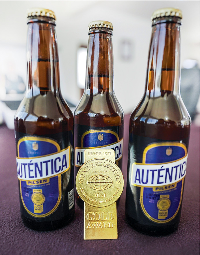 Único oro de Bolivia en Monde Selection 2021 «Cerveza Auténtica»
