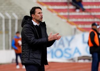 Beñat San José: ‘(Con dos menos) es imposible jugar al fútbol’
