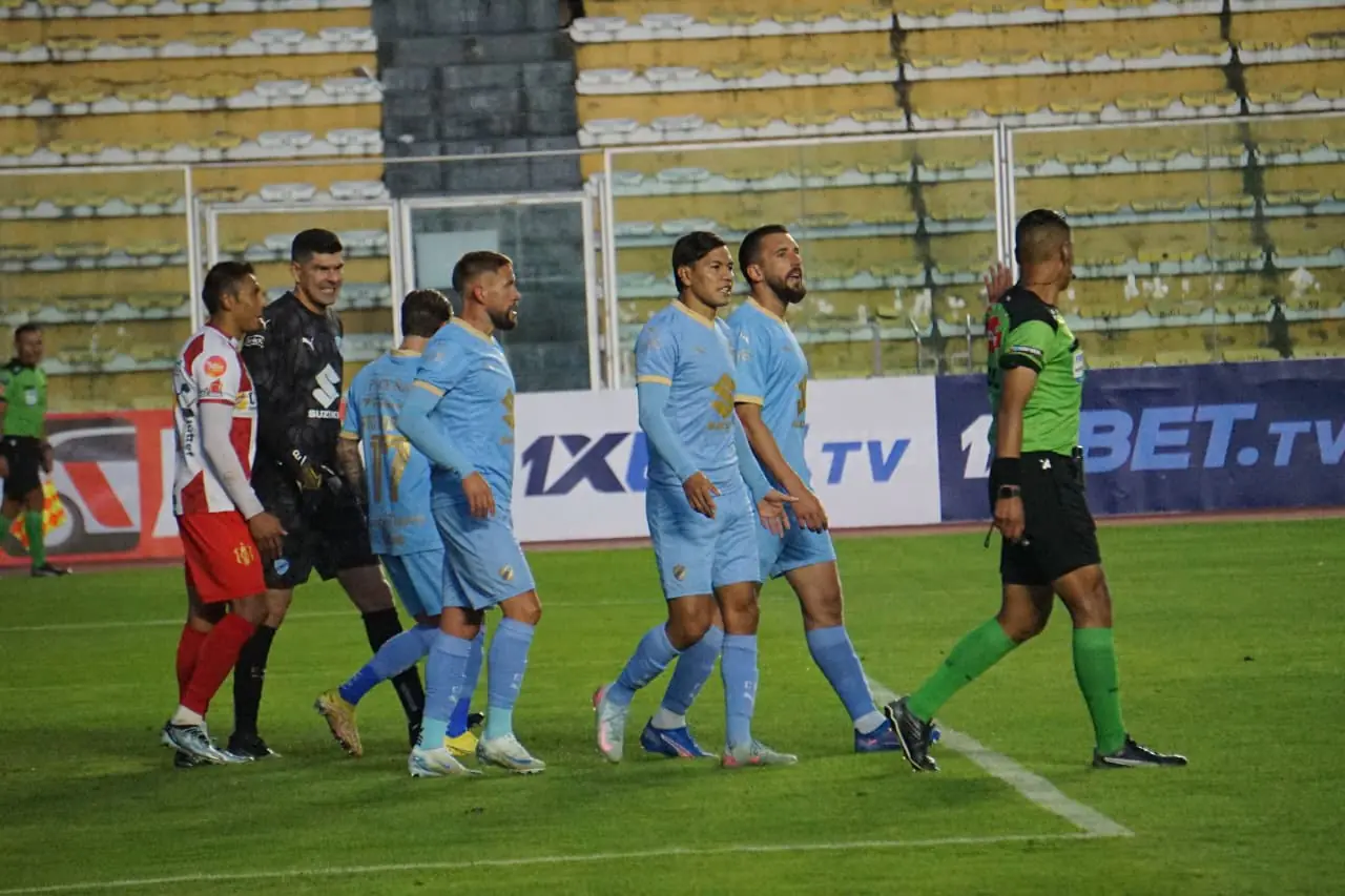 Bolívar pierde 2-3 ante Independiente por la Copa Bolivia