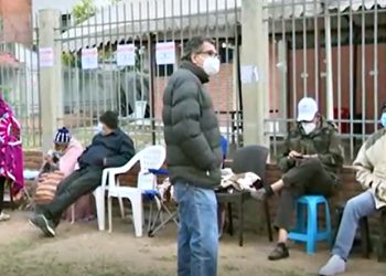 El Ministerio de Salud sugiere a Santa Cruz incrementar sus puntos de vacunación