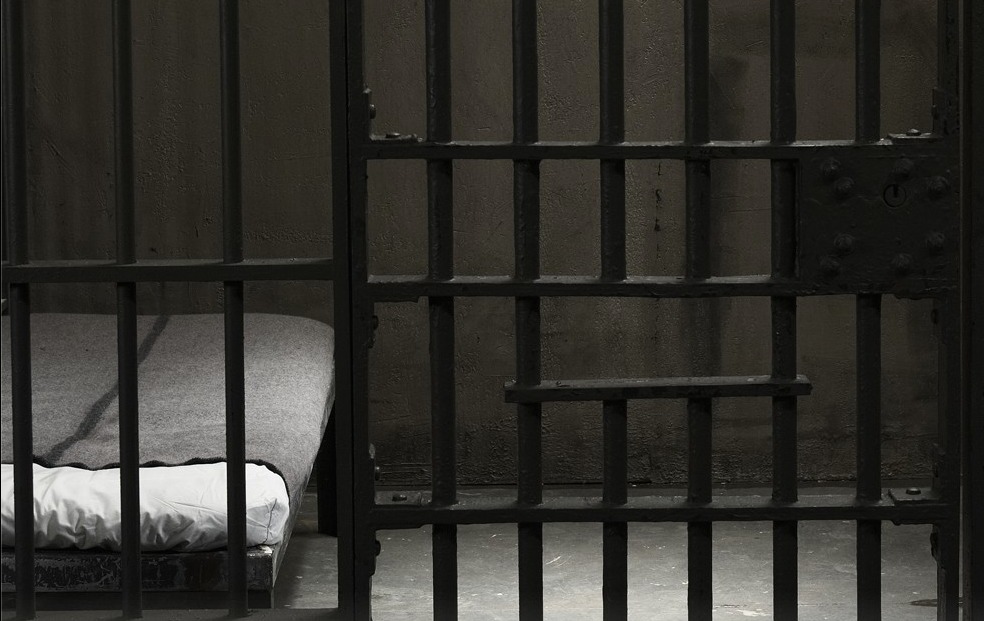 Acusado por feminicidio no estaba en la cárcel donde debía permanecer recluido