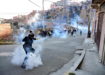 Vecinos de Villa El Carmen denuncian excesos por enfrentamiento entre cocaleros y policías