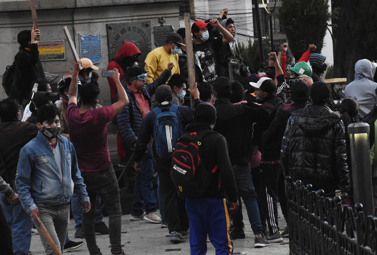 Salud denuncia que grupos violentos evitaron paso de ambulancia para atender a campesino que falleció