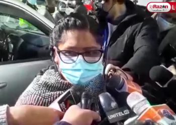 Los alcaldes de La Paz y El Alto piden instalar más puntos de vacunación contra el COVID-19