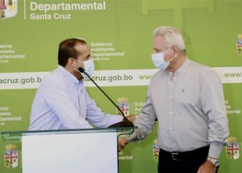 Llaman ‘sinvergüenza’ a Camacho por ‘apropiarse’ de gestiones de Costas