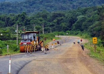 El Gobierno le pide a Camacho garantizar la contraparte para la construcción de carreteras