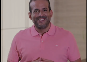 Camacho llama a apoyar el paro del lunes y dice que no es una medida política
