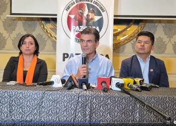 Paz acusa a Arce de generar zozobra con la escasez de combustibles