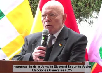 El TSE abre oficialmente la jornada de votación de la segunda vuelta