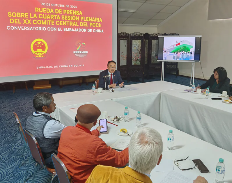 China augura ‘un nuevo nivel’ de cooperación en relaciones con Bolivia