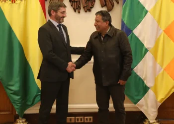Choquehuanca y el embajador de Francia destacan la cooperación bilateral
