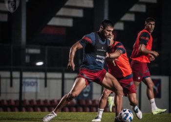 Cerro Porteño sin Diego Churín y con una duda para recibir a Bolívar