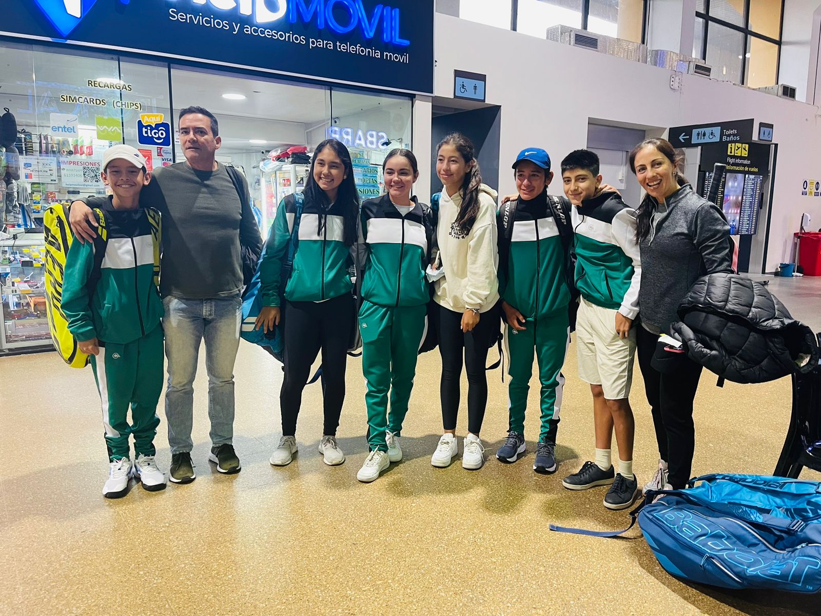 El equipo de tenis de Bolivia acude a la Copa Cosat 14 años