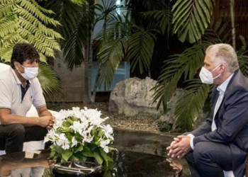 Díaz-Canel recibe a Morales en La Habana