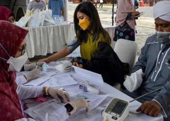 Indonesia supera los dos millones de casos de COVID-19