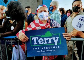 Comienzan en Virginia comicios que son termómetro de la presidencia de Biden
