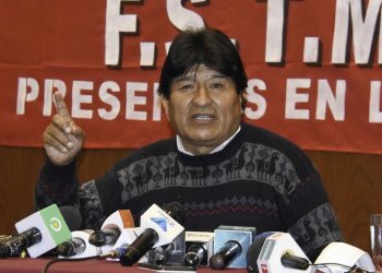 Morales dice que los ‘golpistas que masacraron’ tratan otra vez de eliminarlo políticamente