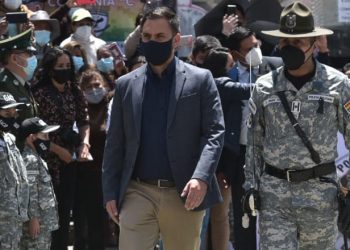 Del Castillo ahora dice que el Gobierno no apoya a ninguna persona de Adepcoca