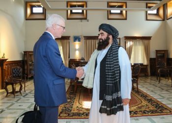 Enviado del Reino Unido para Afganistán se reunió con líderes talibanes