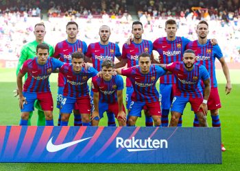 Barcelona prevé un beneficio de 5,8 millones de dólares esta temporada