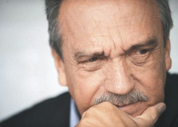 Condenan a exsenador en Colombia por promover grupos paramilitares