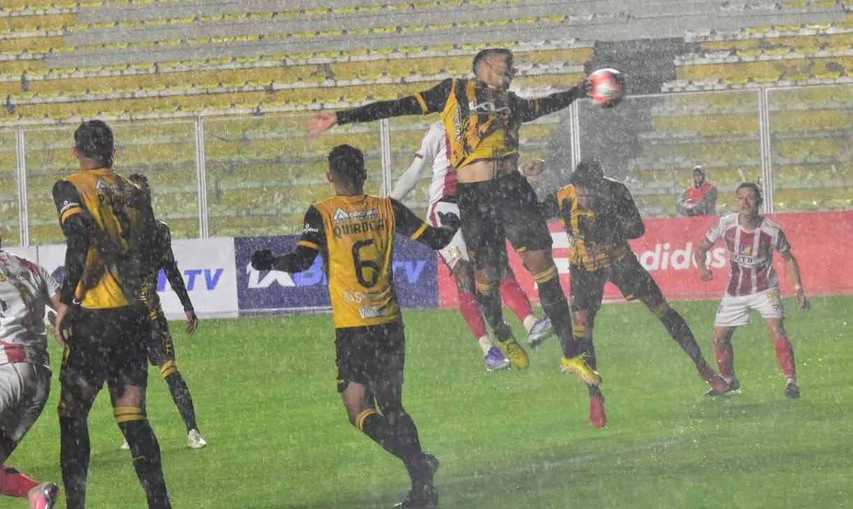 Independiente cuestiona arbitraje de Méndez por sentirse perjudicado