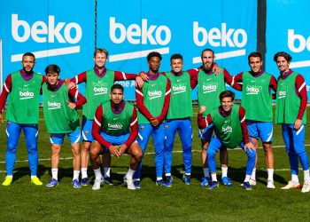 El Barça se la juega en Vigo con un ojo puesto en la llegada de Xavi