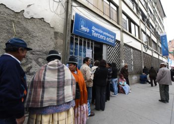 Tras el maltrato a una anciana en una chifa, entidades públicas y privadas están en la mira