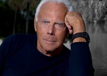 Giorgio Armani, entre la ligereza y el regreso a los orígenes
