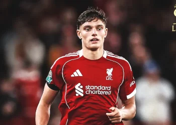 Liverpool y United juegan un ‘Clásico’ de urgencias