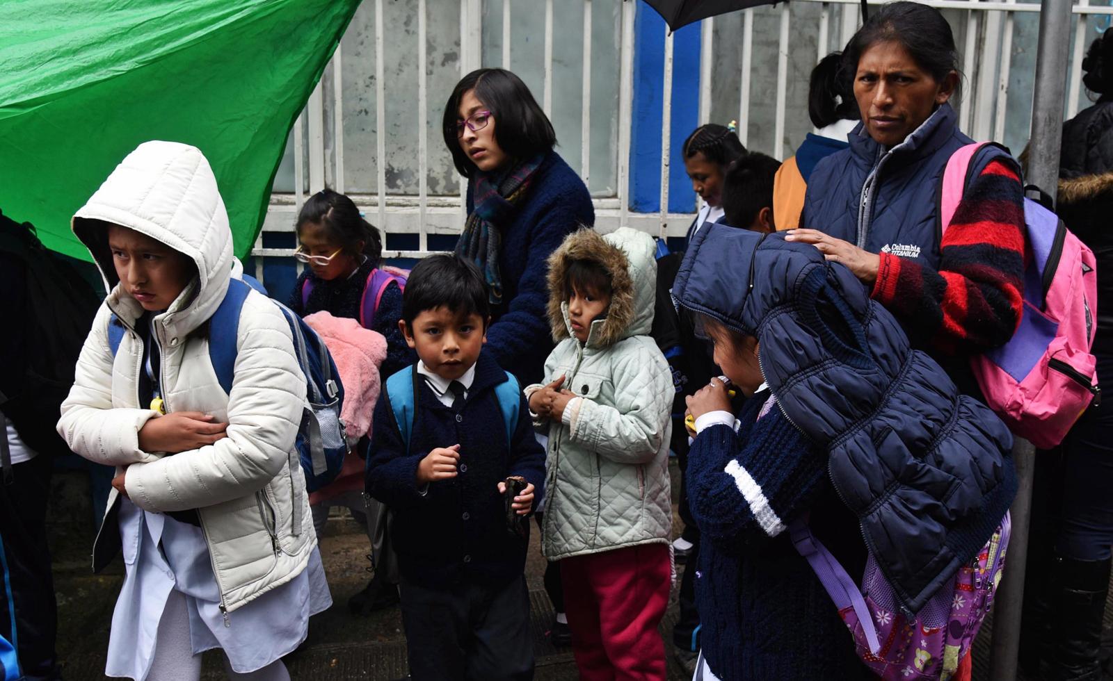 Educación afirma que aún ‘no corresponde’ ampliar el horario de invierno