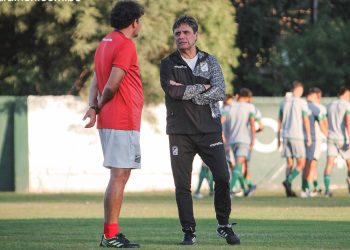Ángel Guillermo Hoyos está en Santa Cruz y asume en Oriente Petrolero
