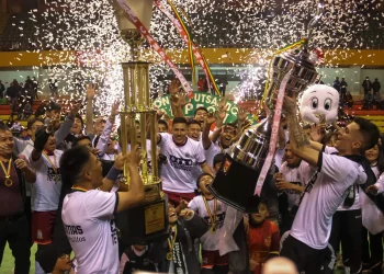 Fantasmas MM es tetracampeón de la Liga Nacional de Futsal