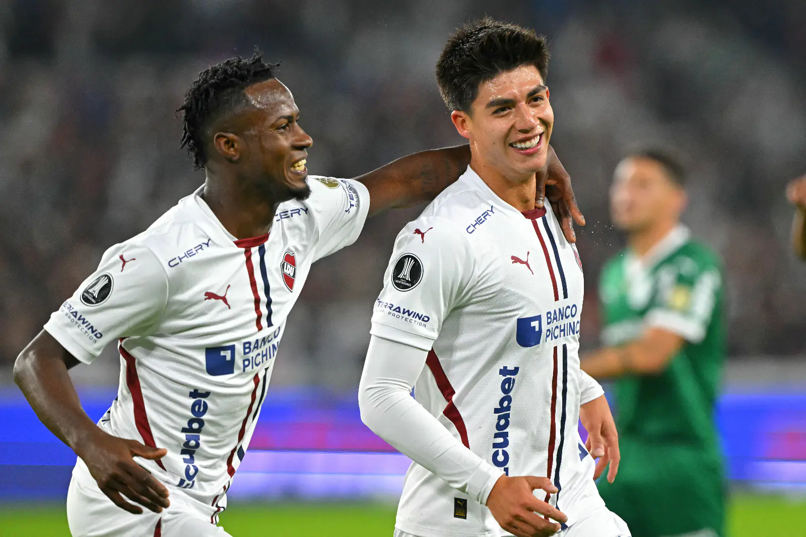 Con doblete de Villamil, Liga DU golea 3-0 a Palmeiras