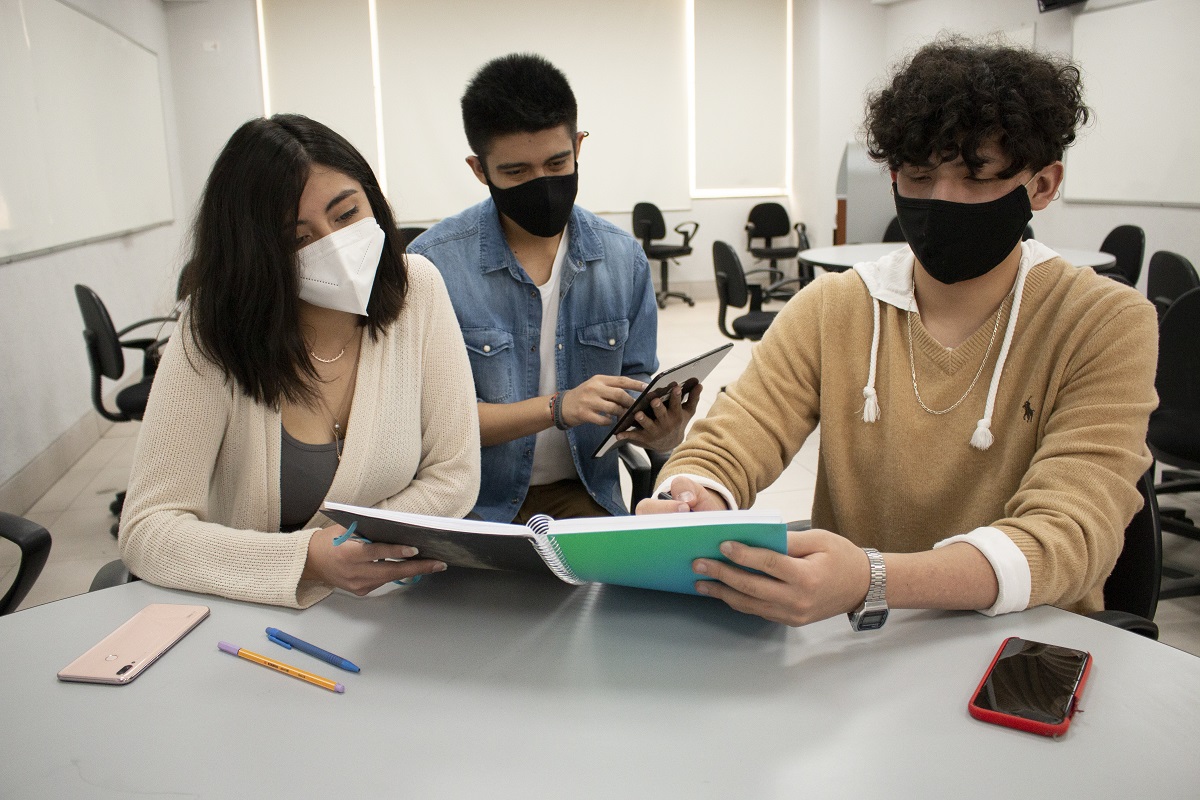 UNIVERSIDAD CATÓLICA BOLIVIANA, LÍDER EN LA FORMACIÓN DE PROFESIONALES CON EXCELENCIA ACADÉMICA Y VALORES HUMANISTAS