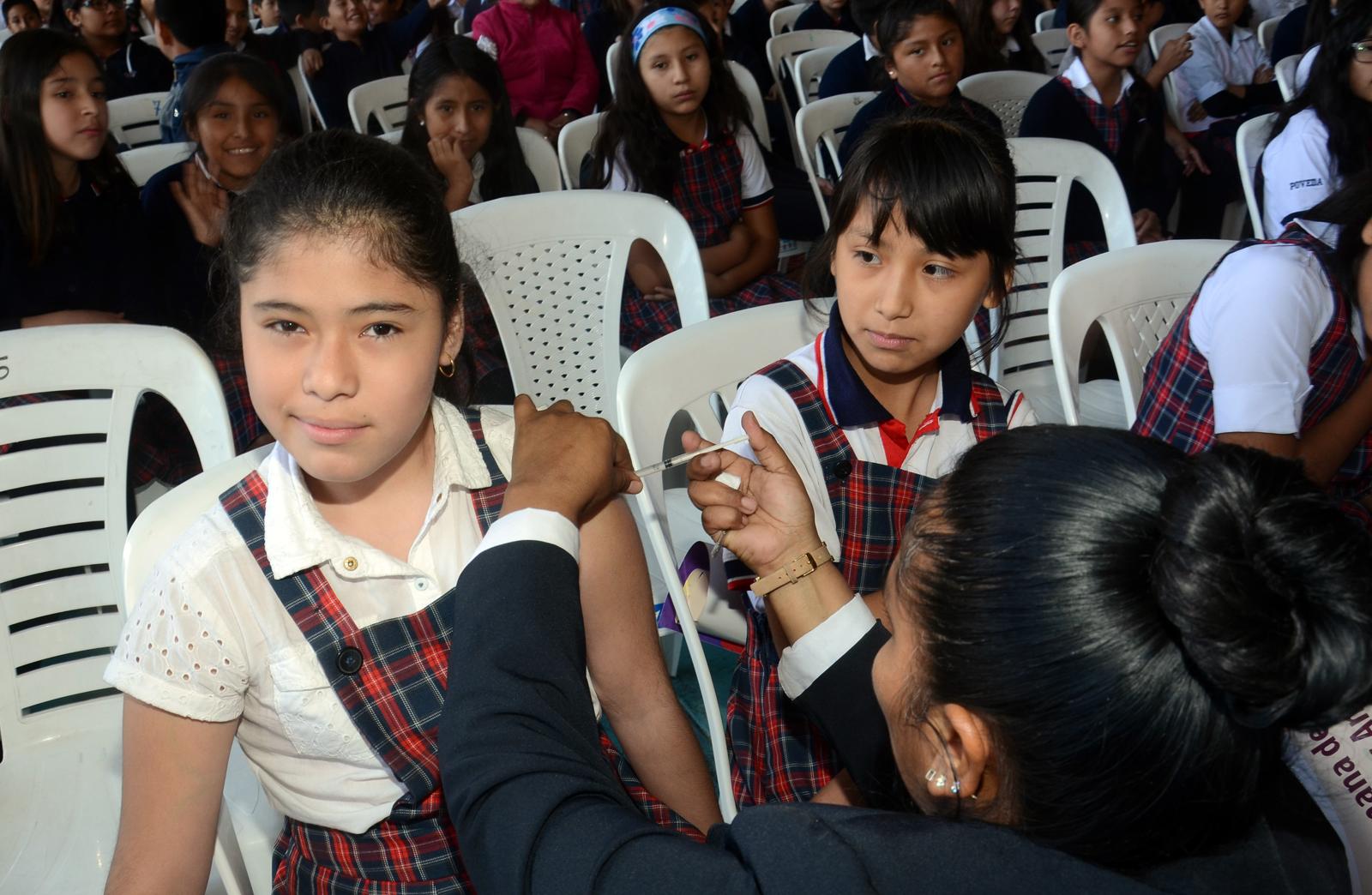 Salud enviará brigadas a los colegios para vacunar contra la influenza