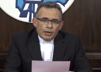 Iglesia pide respeto a la vida de la niña embarazada y de su bebé, el Gobierno cuestiona