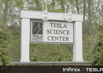“Infinix se une a Tesla en una colaboración para honrar el espíritu de innovación”
