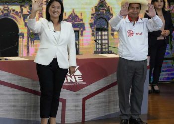 Defensa rechaza las peticiones en redes sociales de una intervención de las FFAA en el proceso electoral peruano